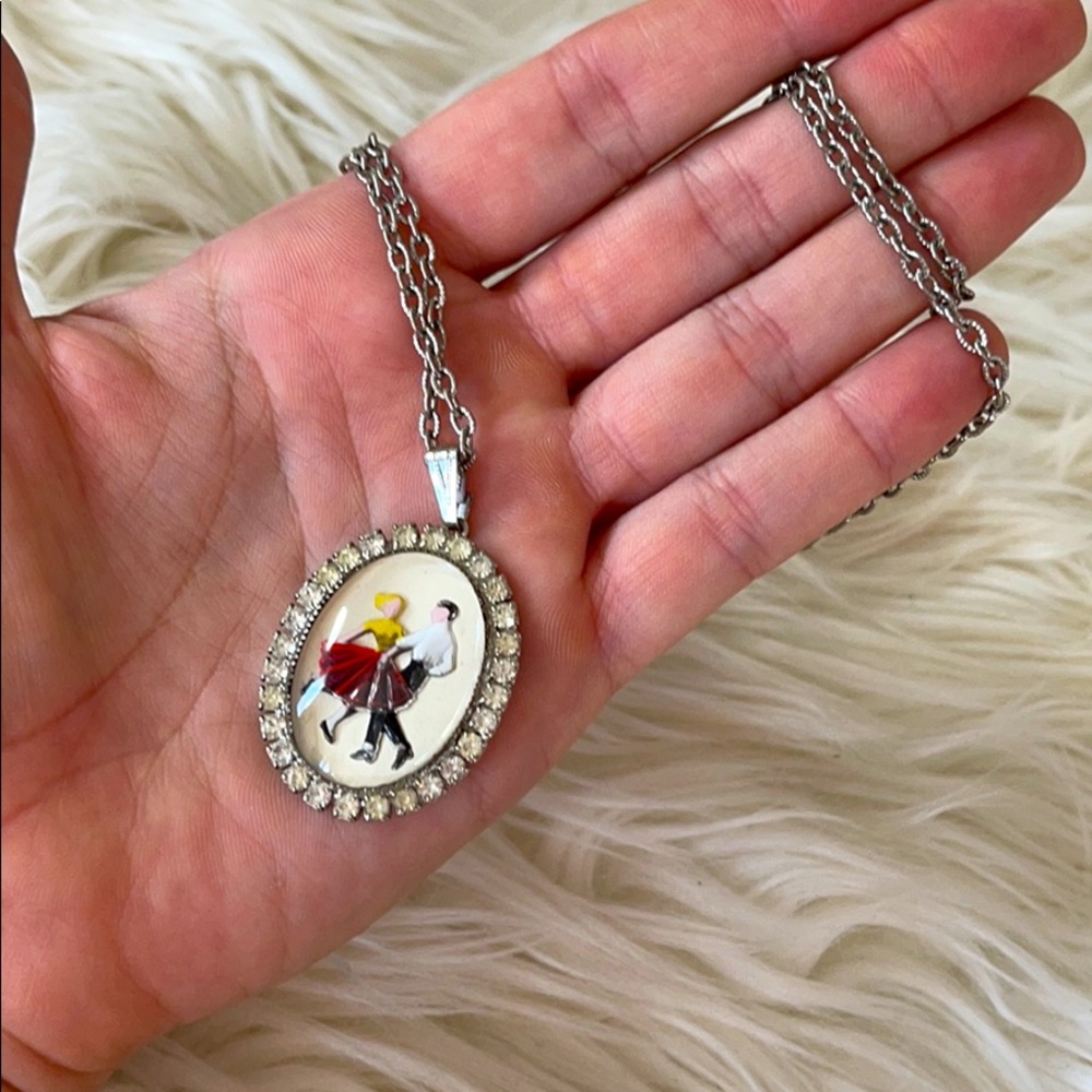 50’s Vintage Swing Dancing Necklace